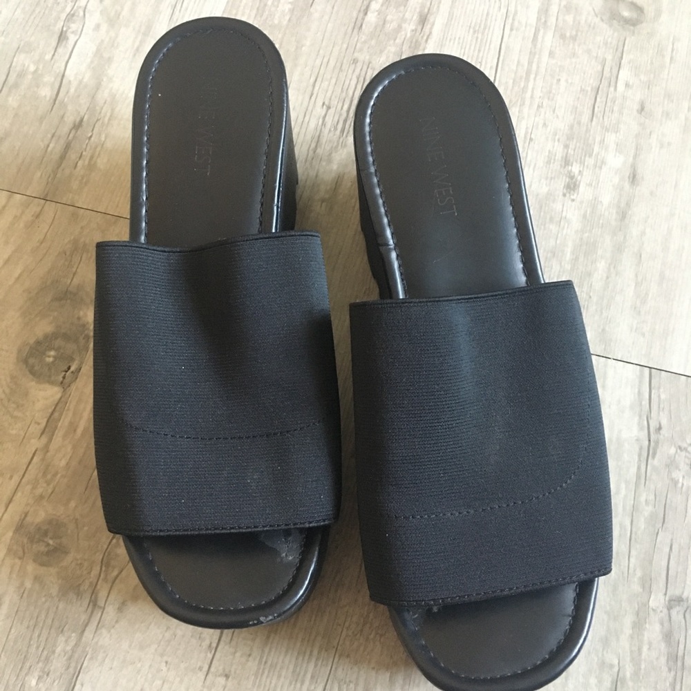 Platform sandals - Picture 2 of 4